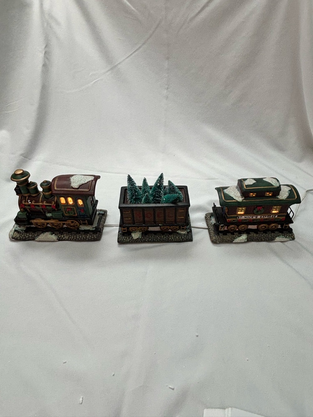 St. Nicholas Square 3 Piece Train Set Illuminates Christmas Holiday Village